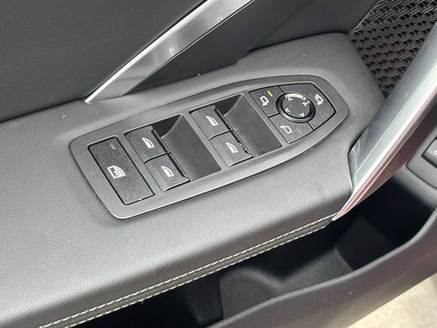 Certified 2025 BMW X2 xDrive28i AWD/4WD image 15