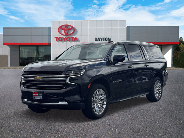 Used 2024 Chevrolet Suburban LT AWD/4WD image 4