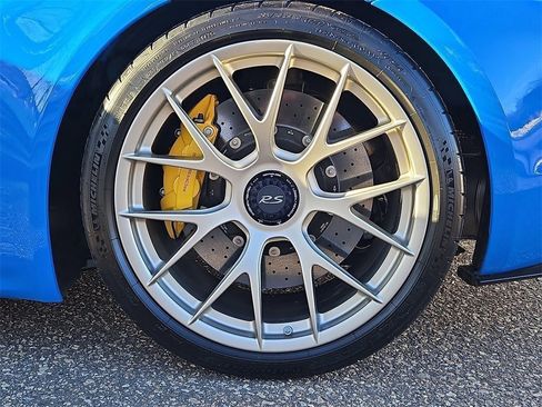 Certified 2025 Porsche 718 Cayman GT4 RS image 11