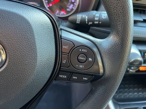 Used 2019 Toyota RAV4 XLE image 16