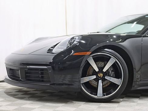 Used 2023 Porsche 911 Carrera T RWD image 2