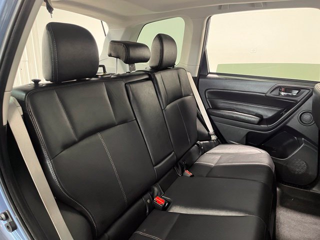 Used 2018 Subaru Forester 2.5i Touring w/ Popular Package #3B AWD/4WD image 14