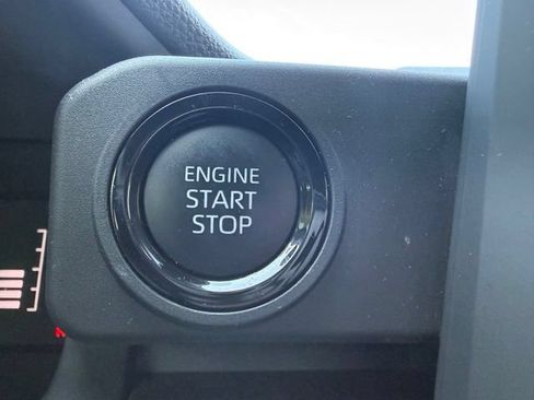 Used 2024 Toyota Tacoma SR5 AWD/4WD image 27