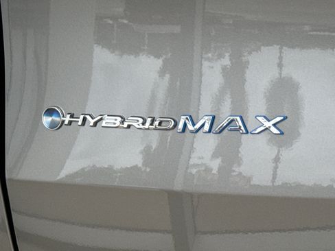New 2026 Toyota Grand Highlander AWD Hybrid image 9