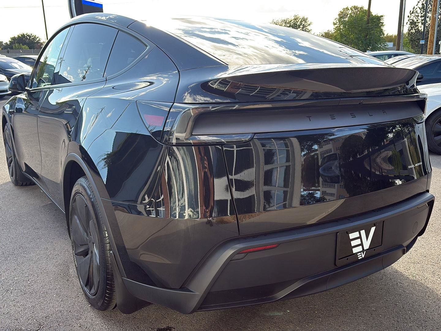Used 2026 Tesla Model Y Long Range AWD/4WD image 6