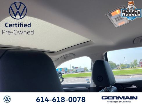 Used 2023 Volkswagen Jetta SE w/ Panoramic Sunroof Package FWD image 18