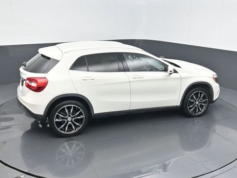 Used 2016 Mercedes-Benz GLA 250 GLA 250 w/ Multimedia Package image 24