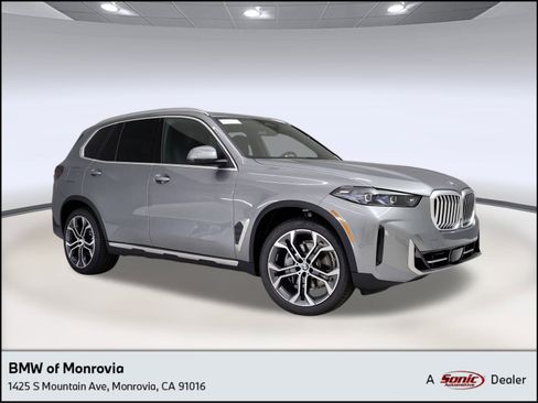 New 2026 BMW X5 sDrive40i w/ Premium Package image 1