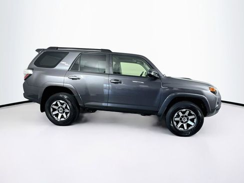 Used 2022 Toyota 4Runner TRD Off-Road Premium AWD/4WD image 11