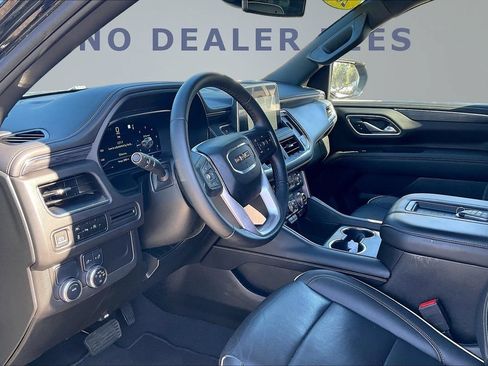 Used 2023 GMC Yukon SLT RWD image 17
