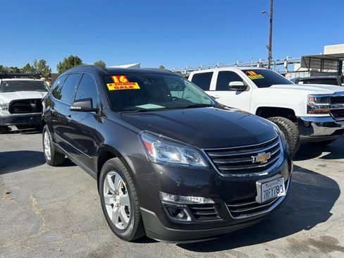 Used 2016 Chevrolet Traverse LTZ FWD image 10