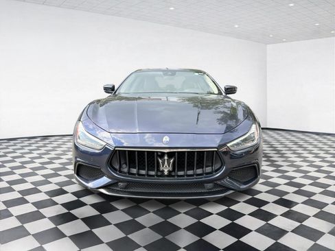 Used 2022 Maserati Ghibli Modena RWD image 2