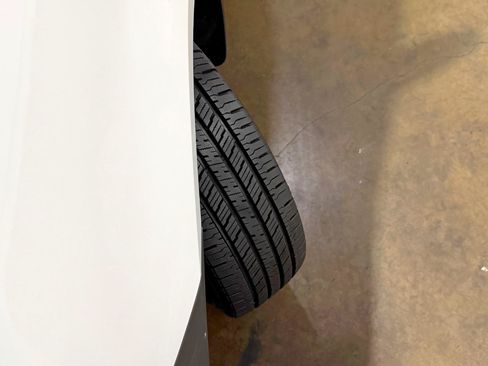 Used 2023 Mercedes-Benz Sprinter 2500 w/ Acoustic Package image 88