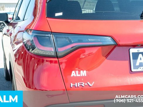 Used 2023 Honda HR-V Sport image 6