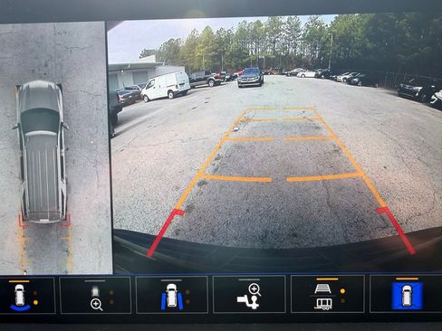 Used 2023 Chevrolet Tahoe LT w/ Luxury Package image 15