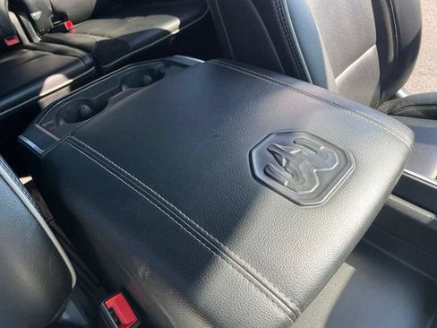Used 2023 RAM 1500 Laramie AWD/4WD image 36