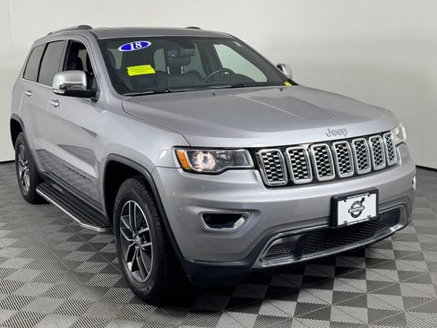 Used 2018 Jeep Grand Cherokee Limited AWD/4WD image 3