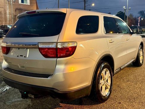 Used 2013 Dodge Durango SXT image 3
