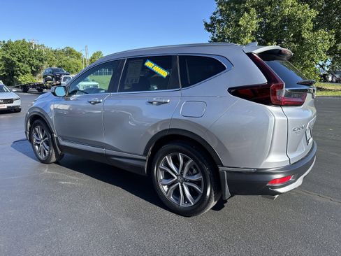 Used 2020 Honda CR-V Touring image 3