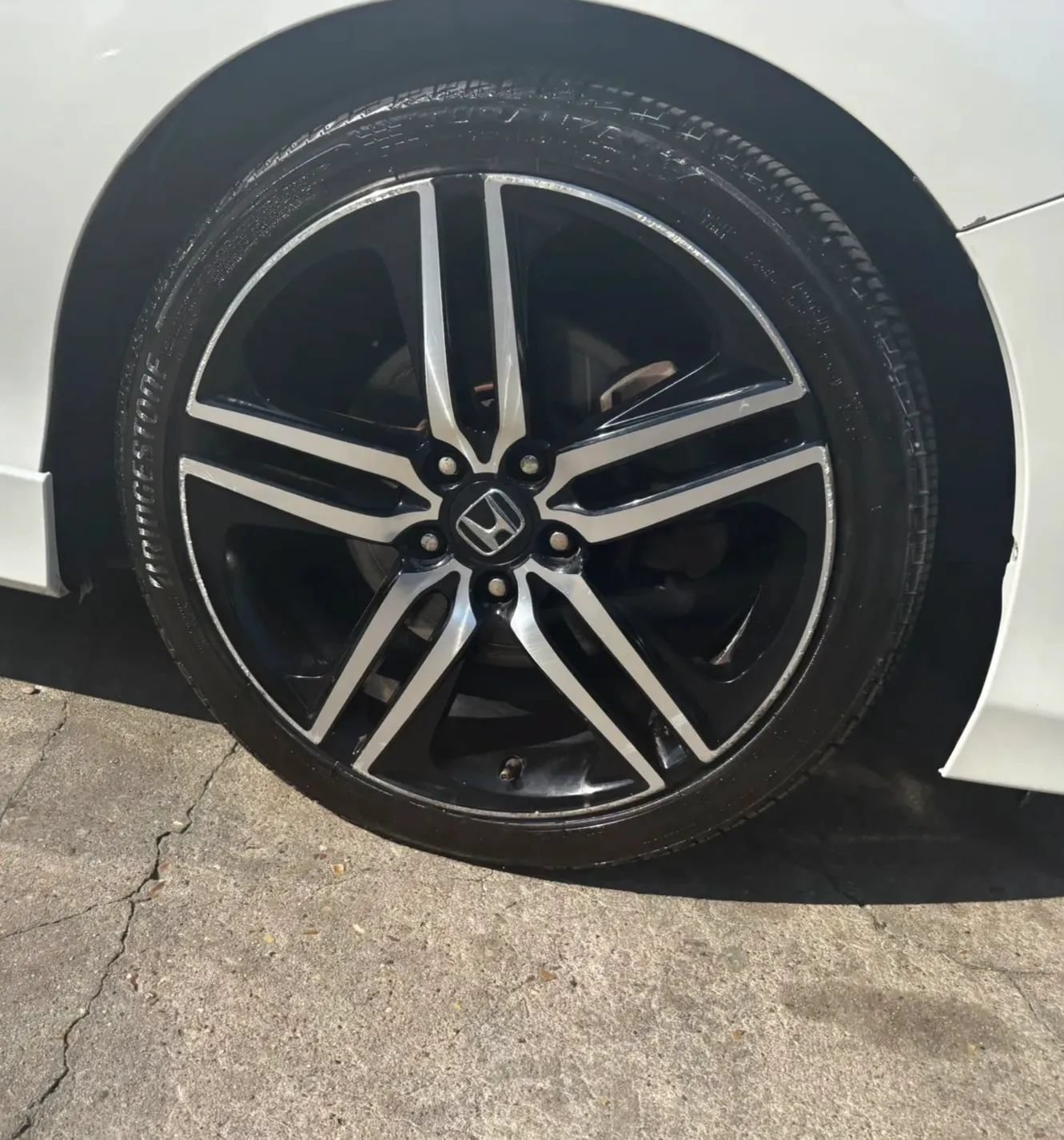 Used 2017 Honda Accord Touring image 23