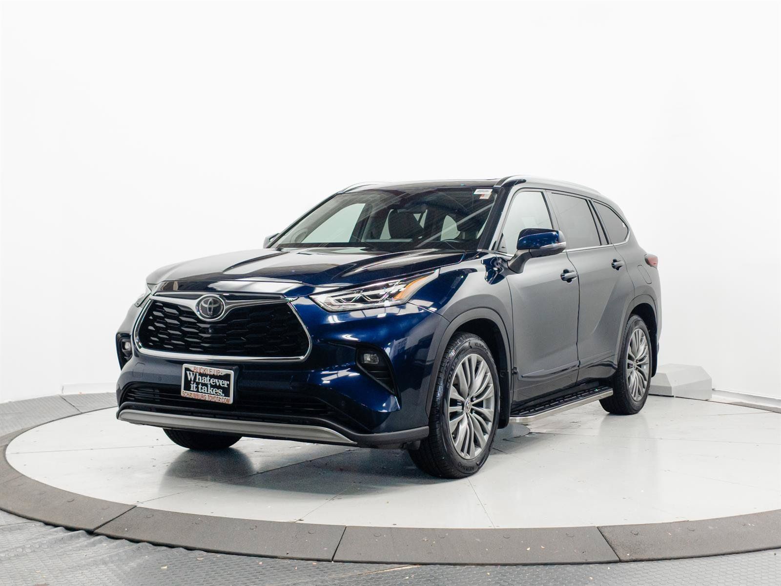 Used 2020 Toyota Highlander Platinum AWD/4WD image 3