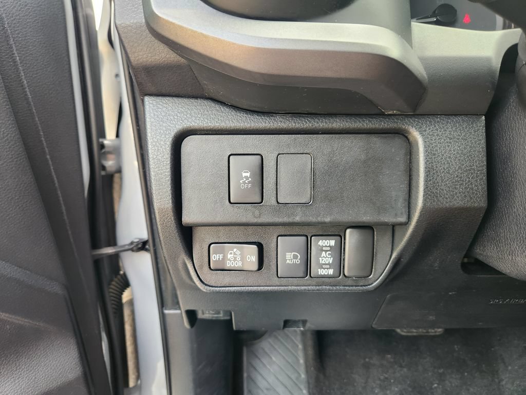 Used 2021 Toyota Tacoma TRD Sport w/ Technology Package RWD image 22