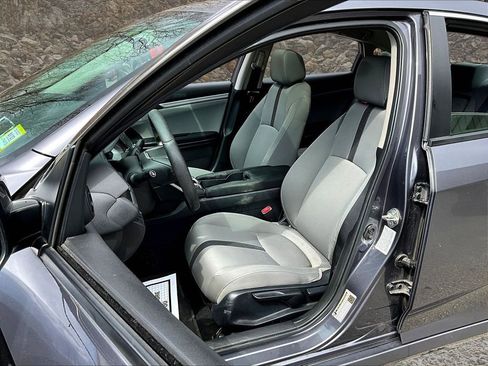 Used 2017 Honda Civic EX image 22