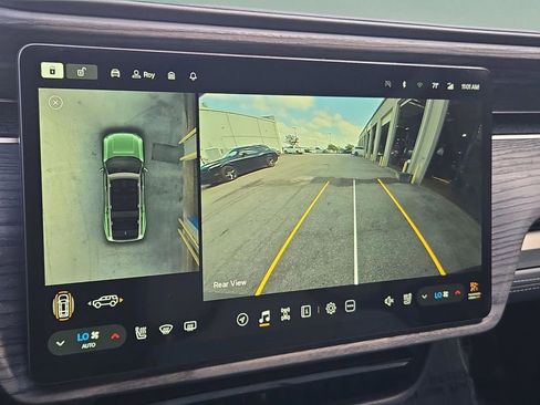 Used 2023 Rivian R1S Adventure image 34