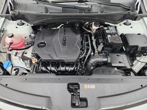 Used 2025 Kia Sportage EX FWD image 28