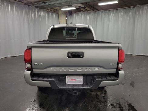 Used 2023 Toyota Tacoma SR image 7