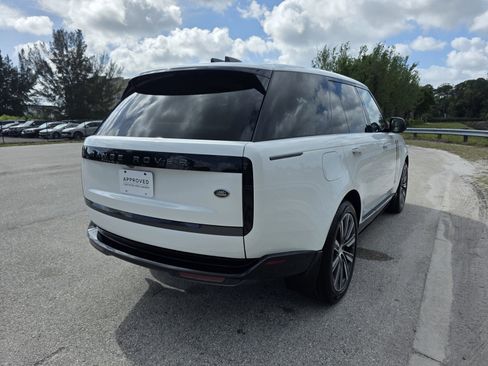 Used 2023 Land Rover Range Rover SE image 27