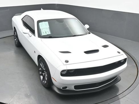 Used 2023 Dodge Challenger R/T Scat Pack w/ Plus Package RWD image 40