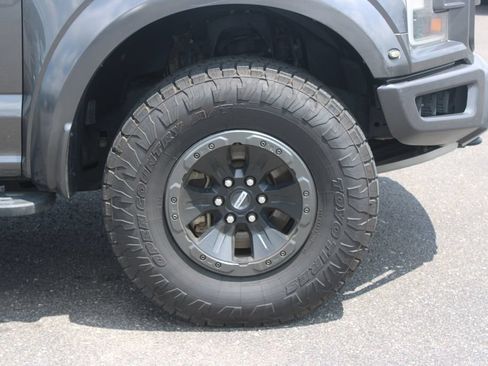 Used 2017 Ford F150 Raptor AWD/4WD image 12