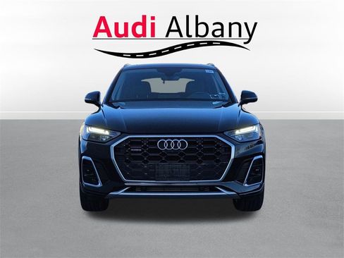 Used 2023 Audi Q5 2.0T Premium Plus w/ Premium Plus Package image 9