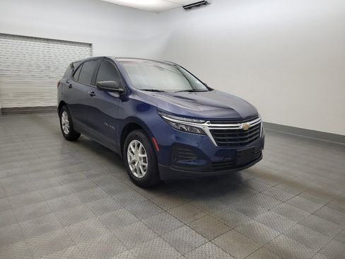 Used 2022 Chevrolet Equinox LS AWD/4WD image 13