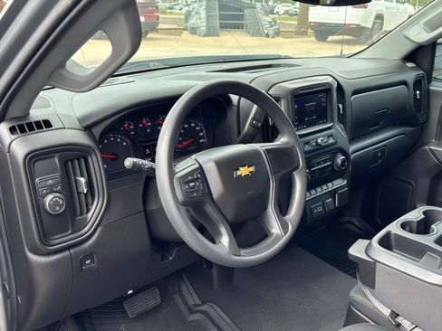 Used 2026 Chevrolet Silverado 1500 Custom RWD image 19