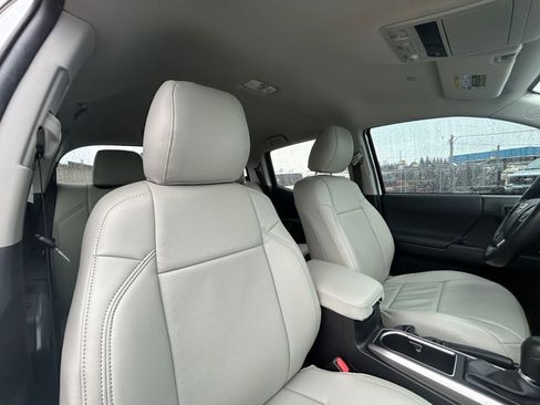 Used 2023 Toyota Tacoma 4x4 Double Cab w/ Trail Edition image 27