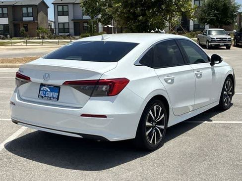 Used 2022 Honda Civic EX image 6