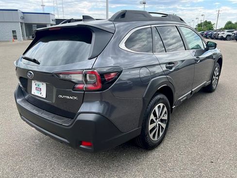 Certified 2025 Subaru Outback Premium AWD/4WD image 7