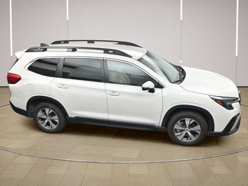 Used 2023 Subaru Ascent Premium w/ Convenience Package AWD/4WD image 32