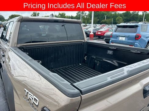 Used 2026 Toyota Tacoma TRD Off-Road AWD/4WD image 14