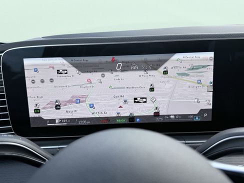 Used 2025 Mercedes-Benz GLE 450e 4MATIC w/ AMG Line Exterior image 54