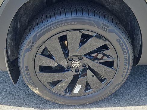 New 2026 Volkswagen Atlas SE AWD/4WD image 4