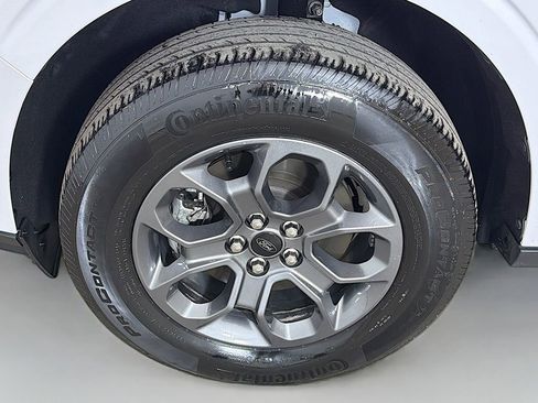 Used 2022 Ford Maverick XLT image 14