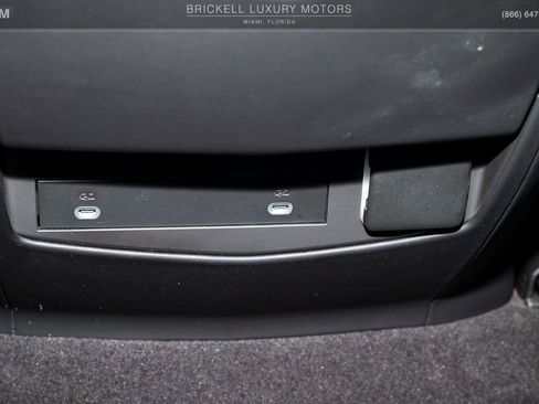 Used 2022 Cadillac Escalade ESV Premium Luxury image 24