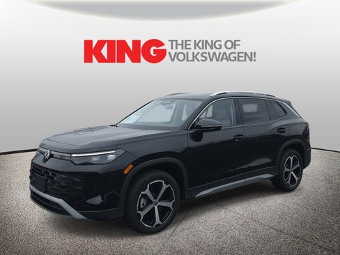 New 2026 Volkswagen Tiguan SE image 8