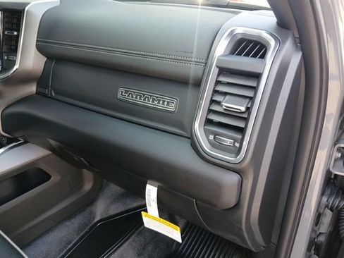 New 2026 RAM 4500 4x4 Crew Cab DRW w/ Laramie Trim Package image 24