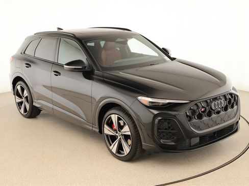 New 2025 Audi SQ5 Premium Plus image 30