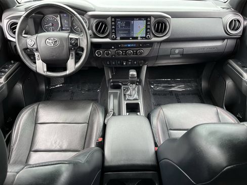 Used 2021 Toyota Tacoma TRD Pro AWD/4WD image 9