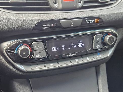 Used 2019 Hyundai Elantra GT N Line image 26